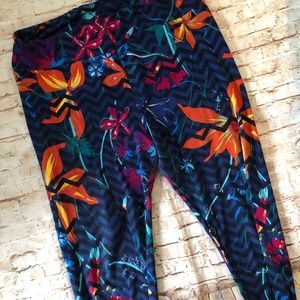 LulaRoe Flower leggings TC